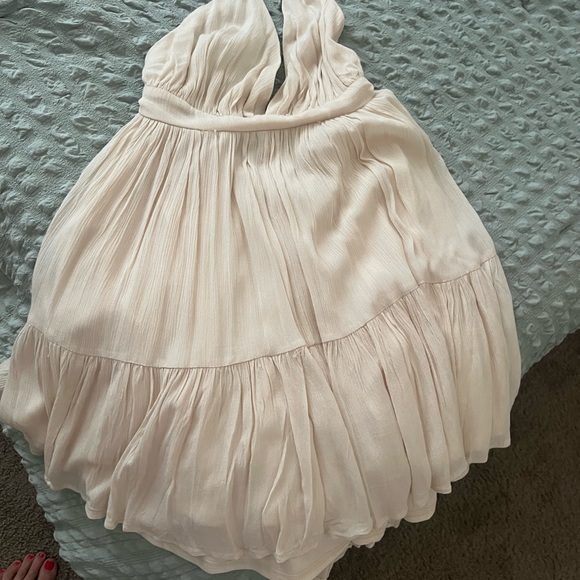 Lovely day Flowy crème stitch and feather summer dress NWT - Picture 5 of 8